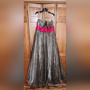 PARTYTIME Leopard print and sequins prom dress